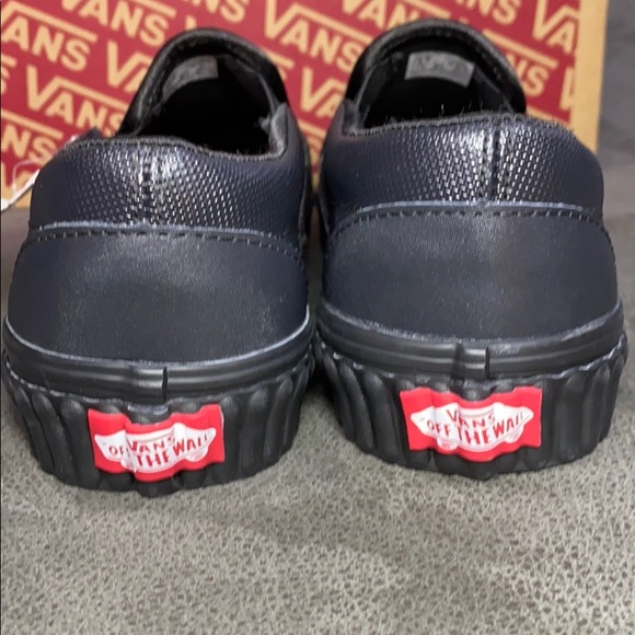 Vans Marvel Slip On shoes women’s - Picture 7 of 9